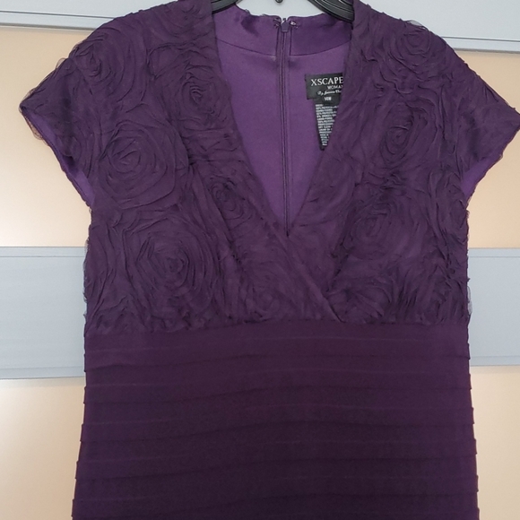 Dress - Picture 2 of 6